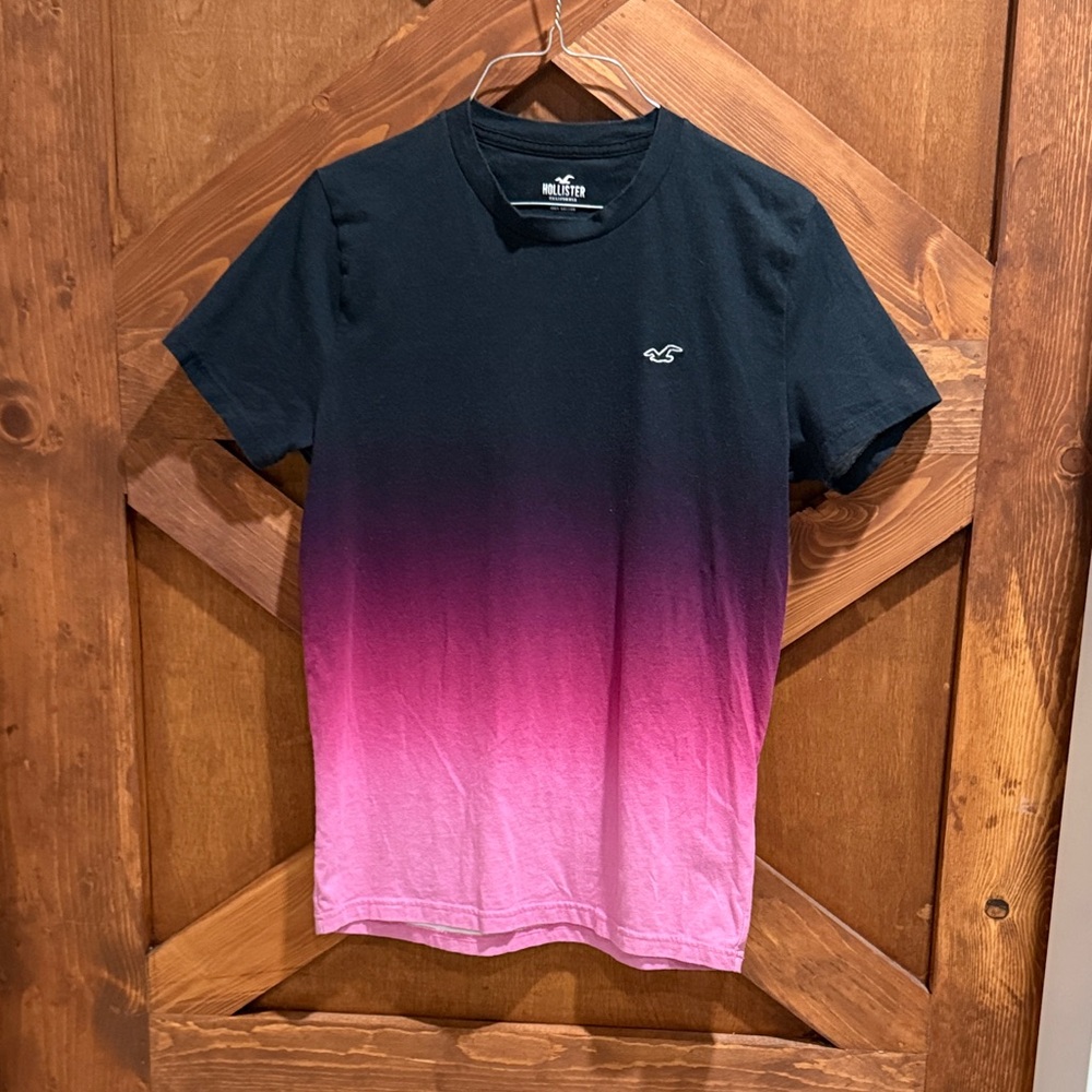 Youth Hollister Ombre Crew Neck T-Shirt Black to Pink Size S